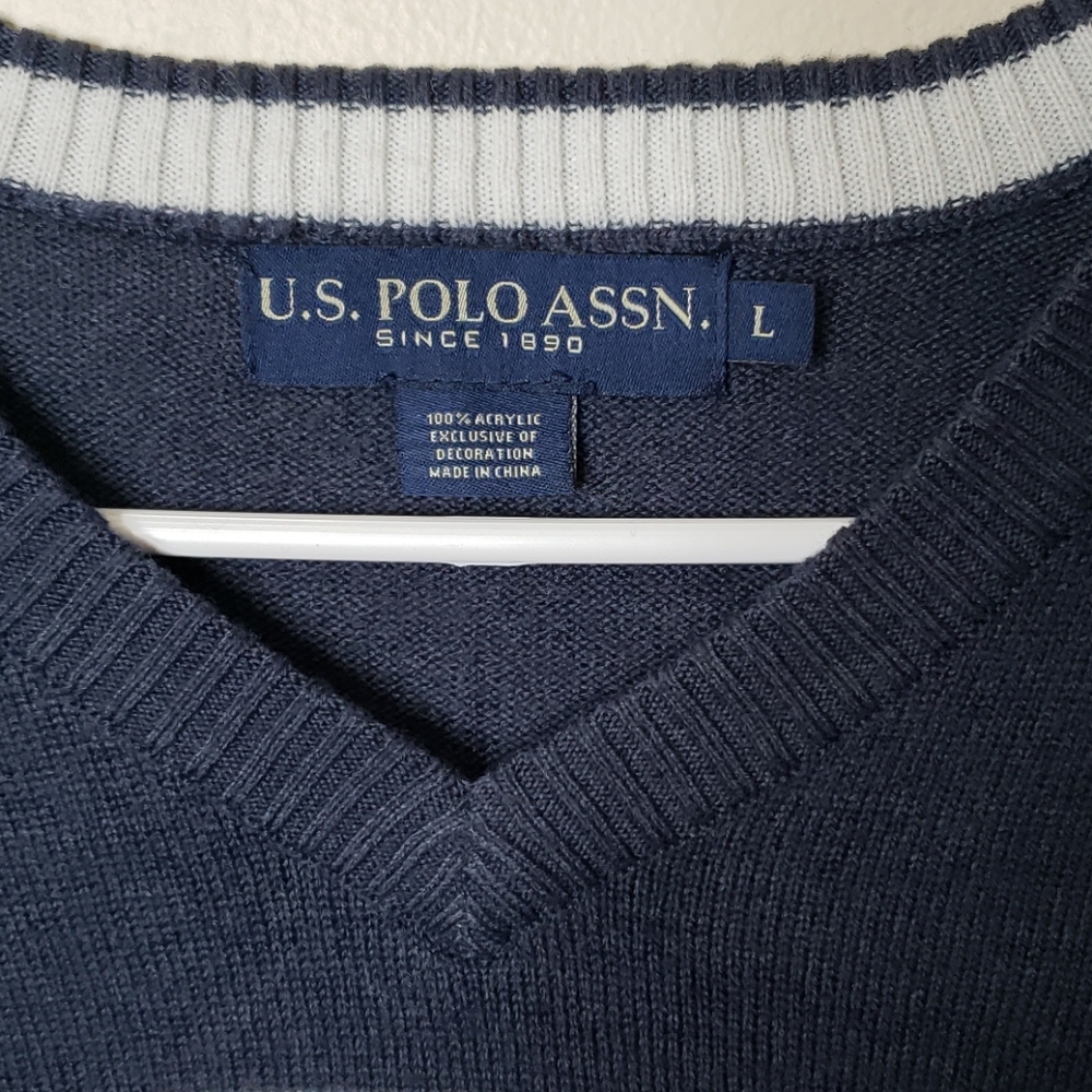 U.S. Polo Assn. Striped Sweater Size L - Picture 2 of 3